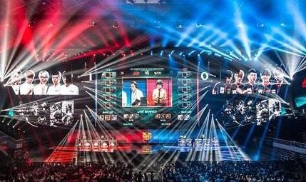 20, 尼斯主场灯光故障,比赛中断半小时引热议